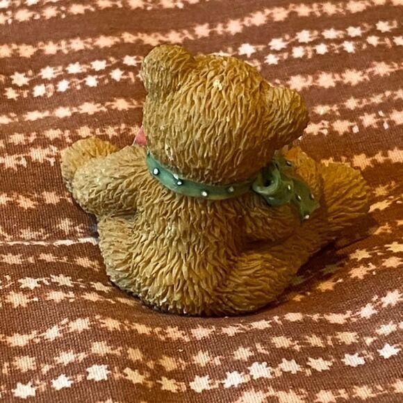 Vintage 1995 Priscilla Hillman Q Alphabet Bear Cherished Teddies - Picture 2 of 4